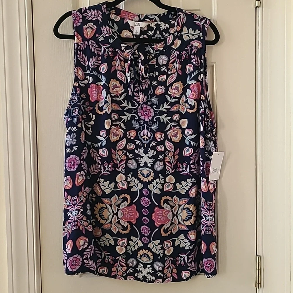 CROFT AND BARROW WOMENS BLUE AND PINK FLORAL SLEEVELESS SUMMER TOP SIZE LARGE - Picture 1 of 15